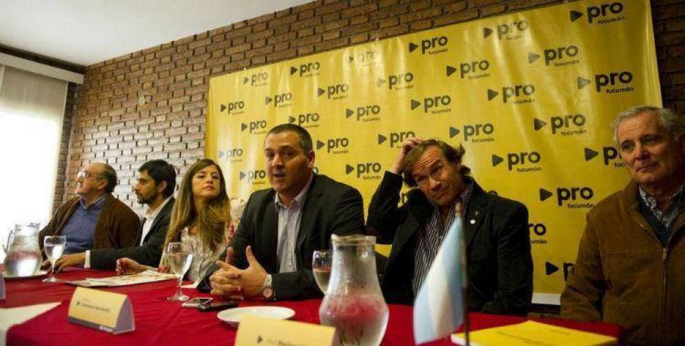 Un proyecto de ley del PRO propone eliminar el nombre de Kirchner de todo establecimiento