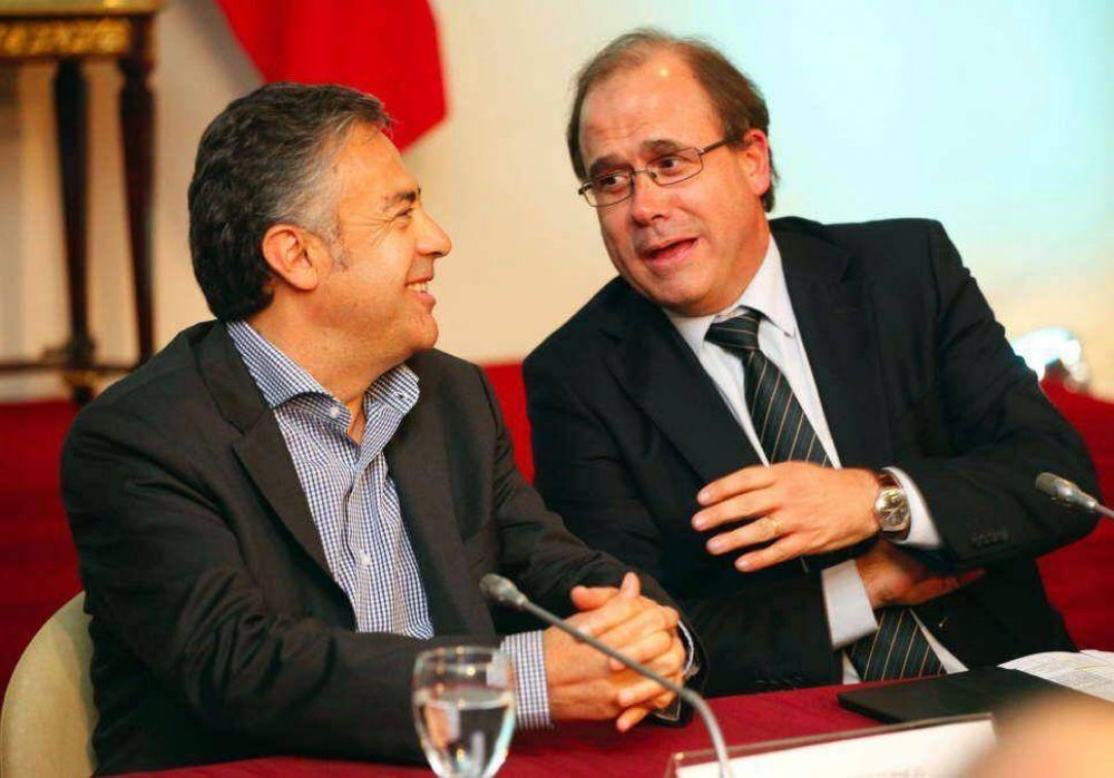 Cornejo pide a Macri obras b�sicas