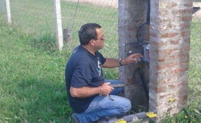 REPARARON ELECTRICIDAD EN BOMBA DE AGUA