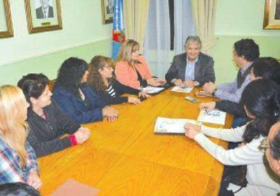 Ratifican el respaldo al sector cooperativo riojano