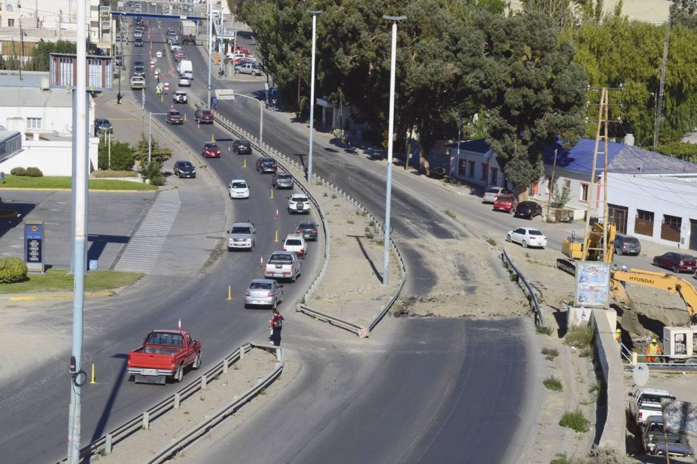 Comenz� corte de ruta en KM 3 por la construcci�n del pluvial de Av. Quintana