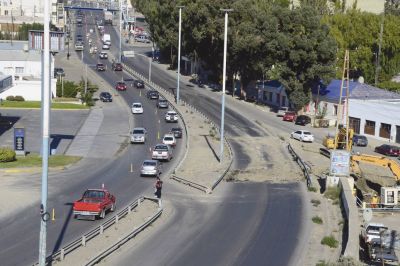 Comenz� corte de ruta en KM 3 por la construcci�n del pluvial de Av. Quintana