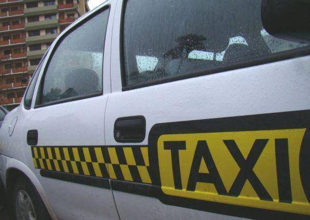 Los taxistas pidieron otro aumento: 15%