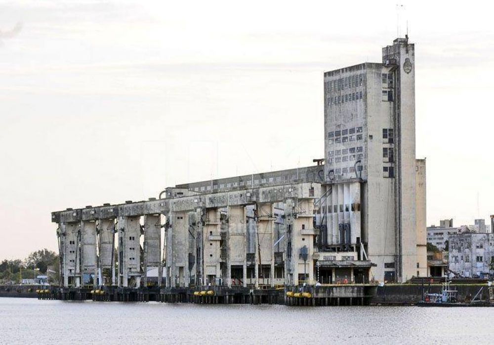Con una comisi�n p�blico privada, la provincia quiere reflotar el nuevo puerto