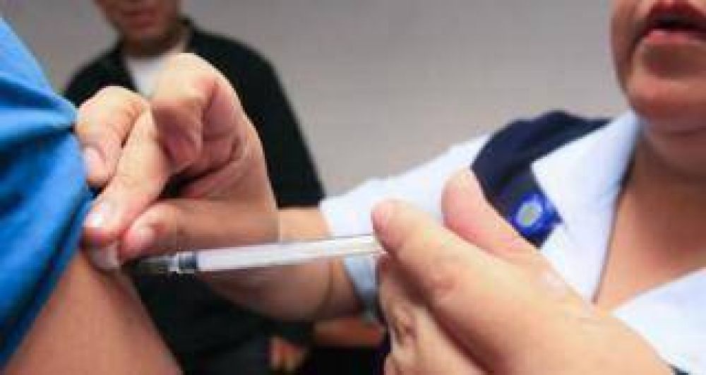 Llegaron a Tucum�n m�s de 50 mil dosis de vacuna antigripal