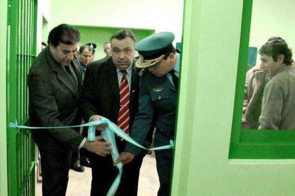 Inauguraron pabellon de alta seguridad en c�rcel juje�a  