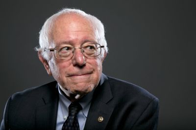 Sanders persigue superdelegados