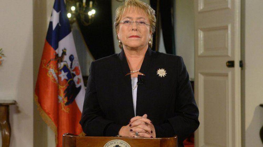 Michelle Bachelet invit a chilenos a escribir la nueva Constitucin