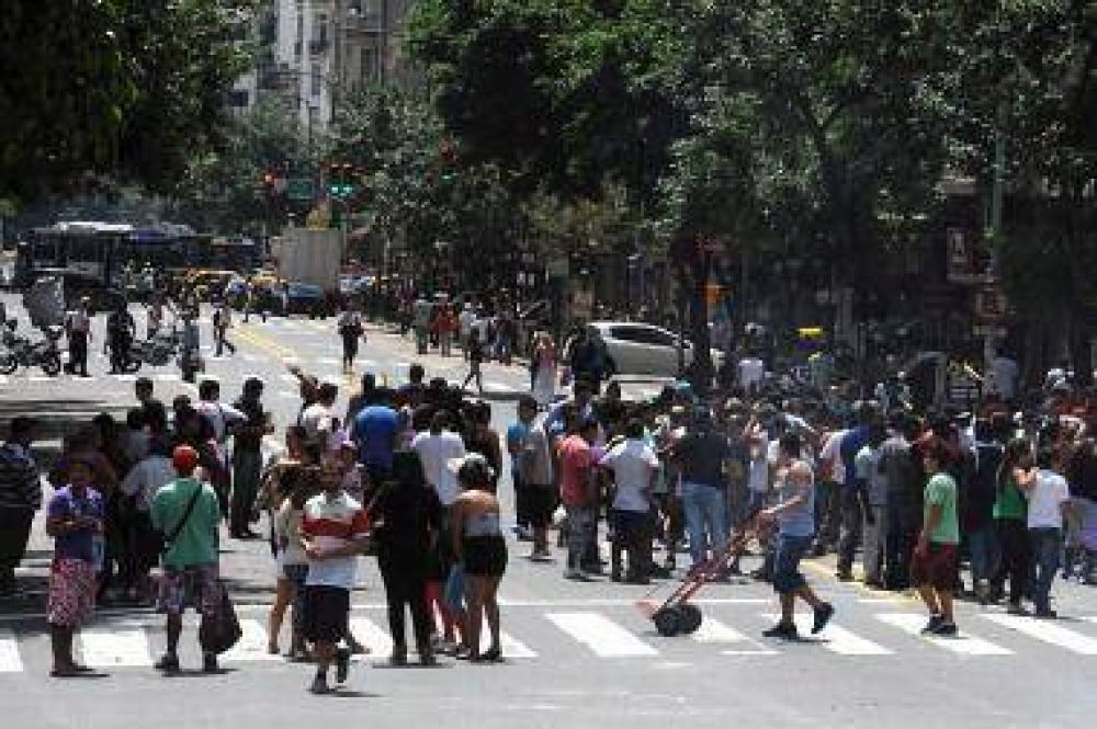 Manteros: el plan del gobierno para �liberar� el espacio p�blico