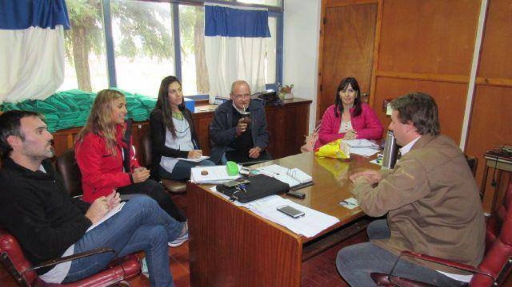 Detectaron 32 cavas donde los vecinos arrojan residuos
