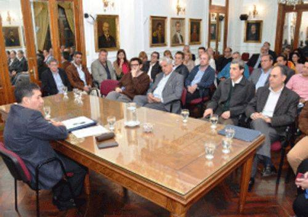 Casas instruy� a los funcionarios para evitar situaciones de crisis