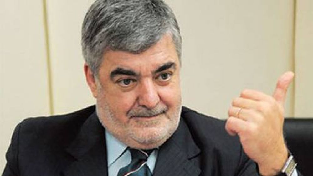 La imagen positiva del gobernador Mario Das Neves se ubica en el 62 %