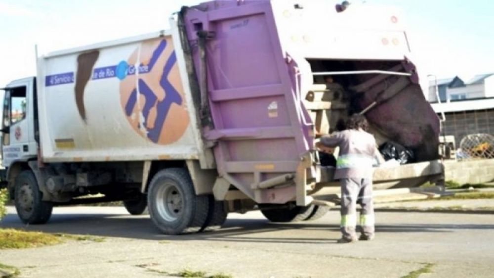 Los servicios p�blicos se resienten por la protesta de gremios estatales