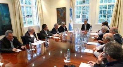 Fr�o di�logo de Macri con la CGT, pero no lleg� al enfrentamiento