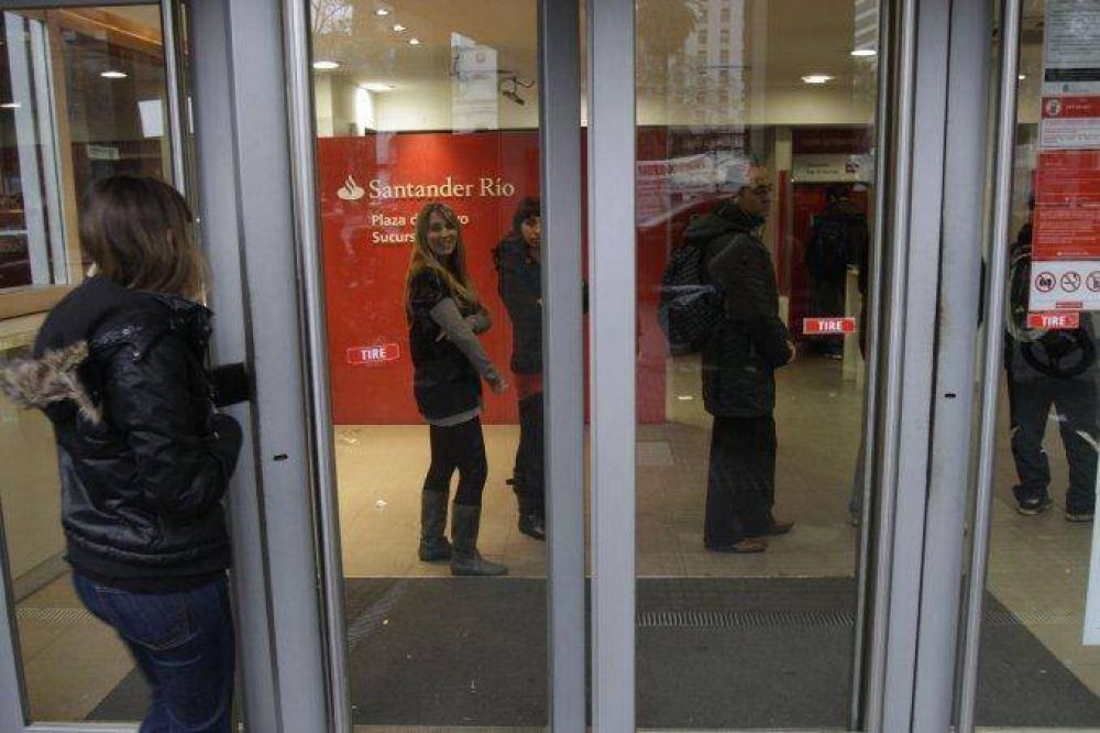 Paro bancario deja sucursales sin atenci�n al p�blico durante todo el d�a