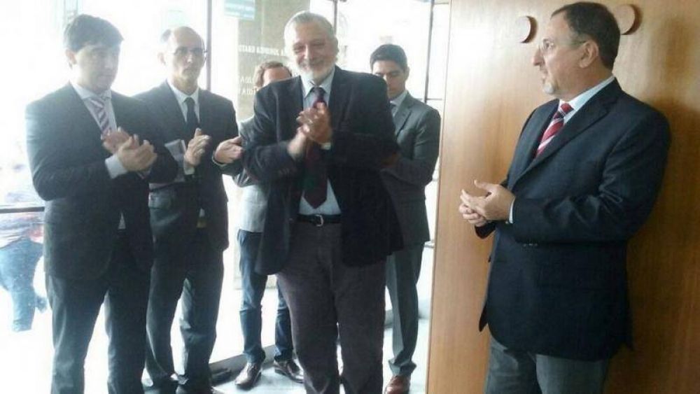 El Registro de la Propiedad inaugur� una nueva oficina para consultas en la ciudad de Santa Fe