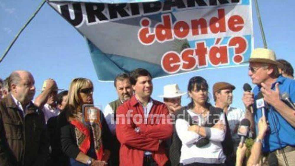 Busti aval la movilizacin a favor de CFK y cuestion a Macri	