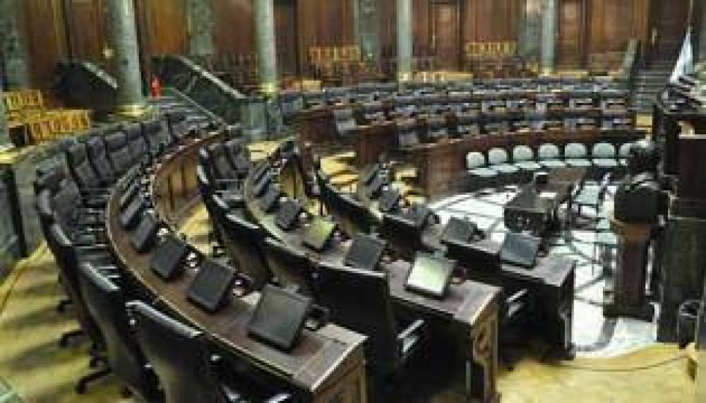 La Legislatura repudiar� a Uber