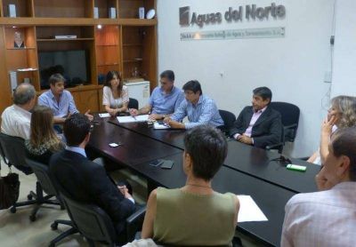 Aguas del Norte mantuvo un encuentro con profesionales 