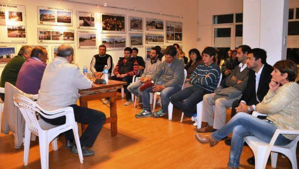 S�nchez particip� de encuentro de la Juventud Vecinalista