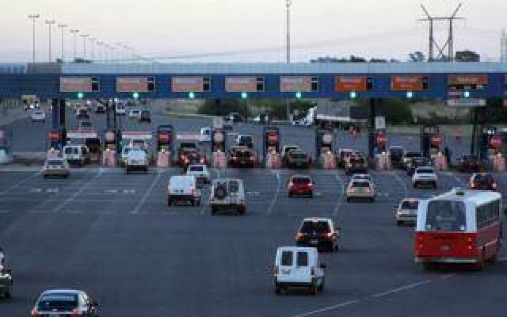 Autopista Buenos Aires - La Plata: El peaje ya se puede pagar con SUBE