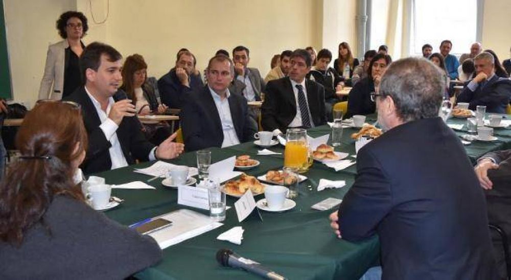 Desde el massismo pusieron en duda la voluntad del gobierno de avanzar en el voto electr�nico