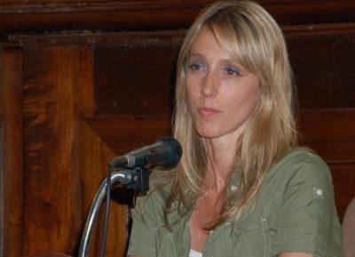 Quieren que los ministros expliquen la situaci�n de los auxiliares docentes