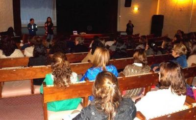 PRESENTARON PROYECTO EDUCATIVO DISTRITAL