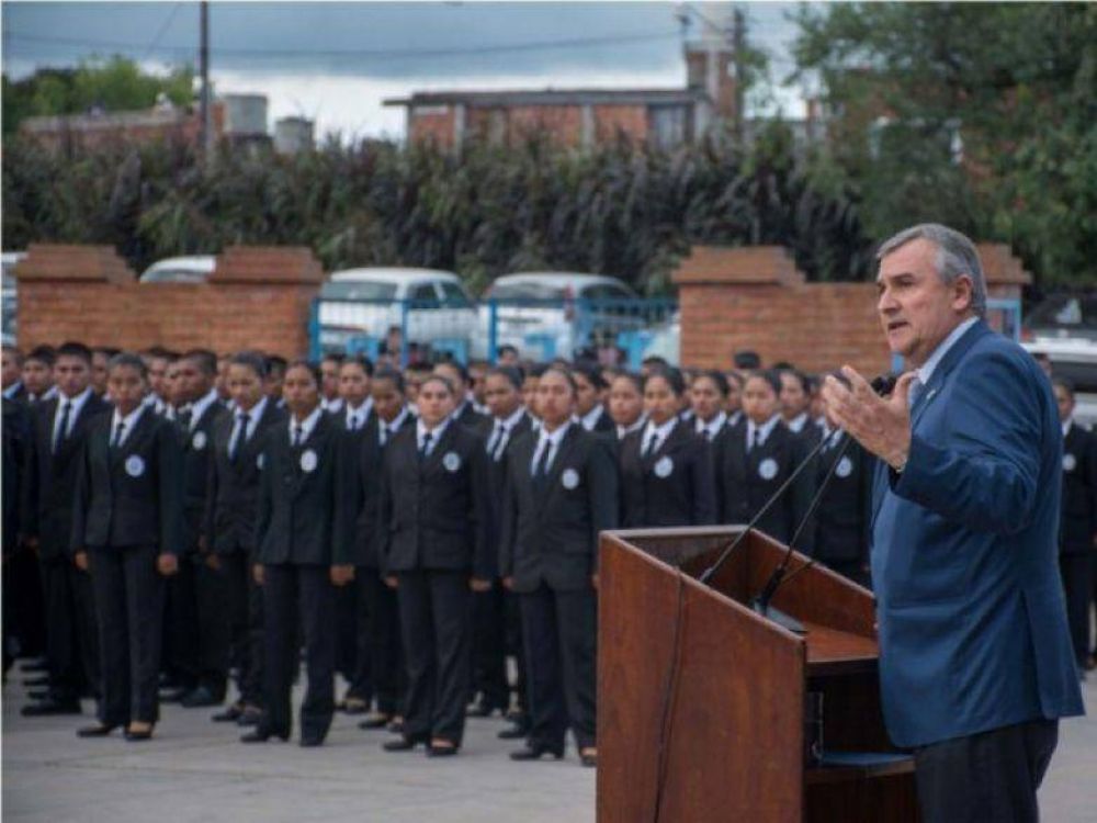 MORALES GARANTIZA IGUALDAD DE G�NERO EN EL �MBITO DE LAS FUERZAS DE SEGURIDAD DE JUJU