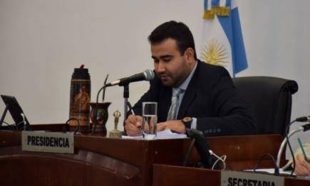 ��Qui�n es el intendente de Posadas: Florent�n o Losada?�