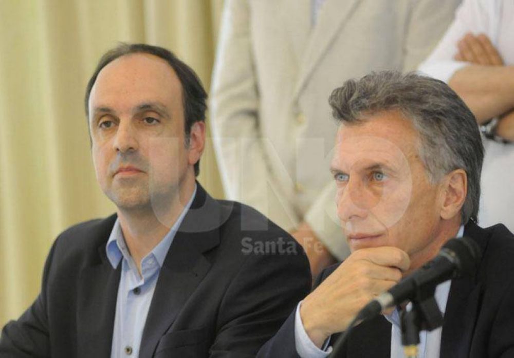 Macri viaja este viernes al Litoral junto a Corral para conocer la situaci�n de los inundados