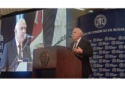 Lifschitz pidi� a los sojeros ayudar a �que nadie quede en el camino�