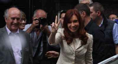 Gioja y Closs, ausentes en la reuni�n de Cristina con diputados