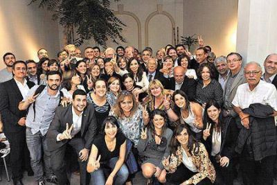 Una reuni�n para definir el rol como oposici�n