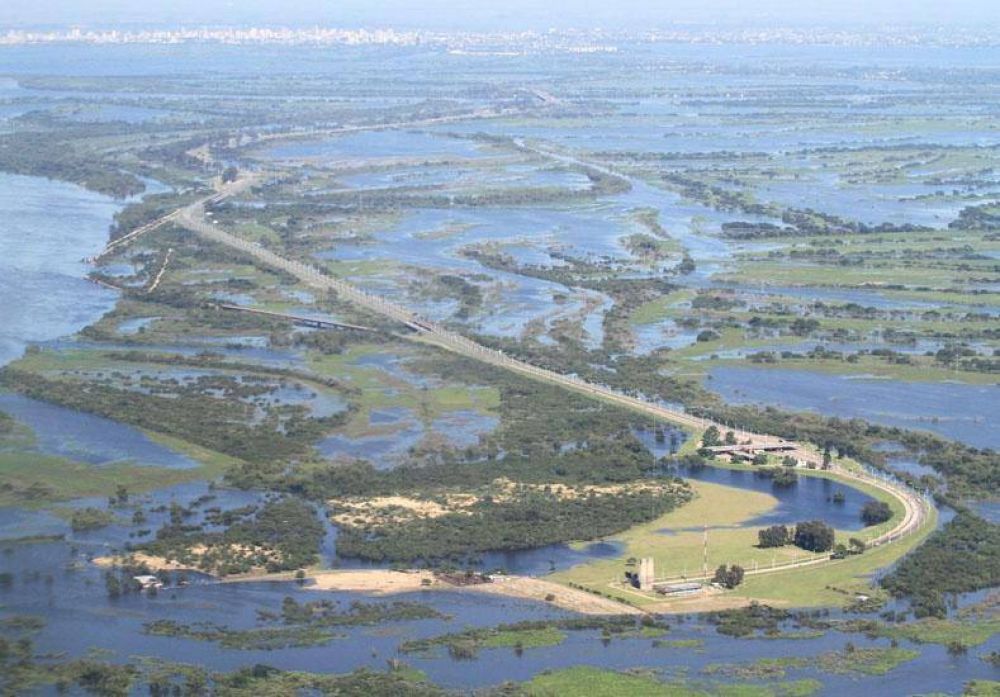 Proponen que el puente Paran� - Santa Fe tenga el acceso al Puerto santafesino