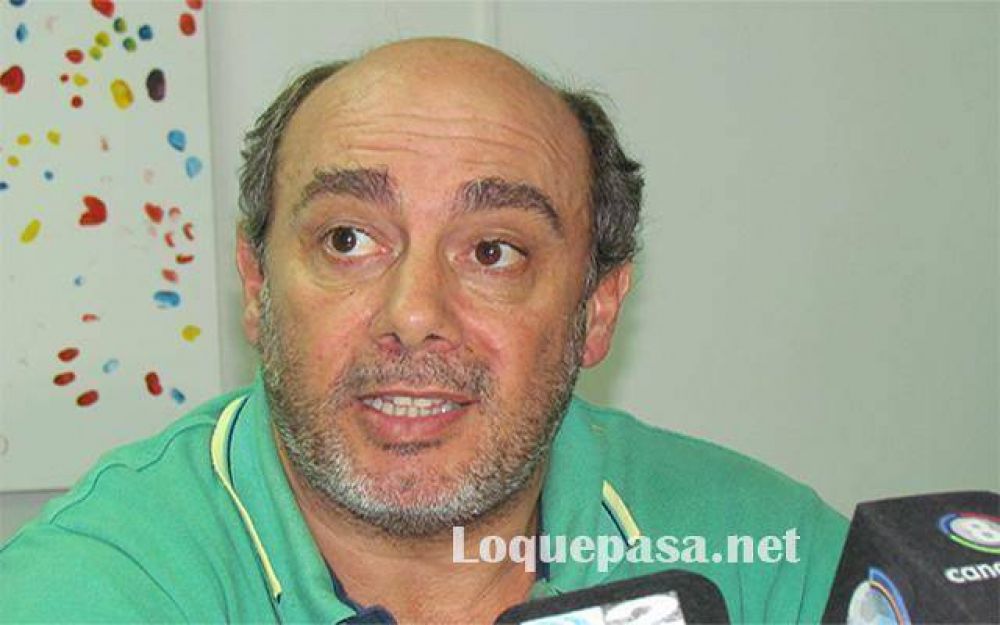 Vicente confirm� la llegada de la RIL y de un funcionario porte�o