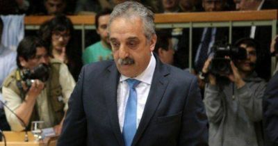 Diputado Maz� defiende la nueva agencia recaudadora