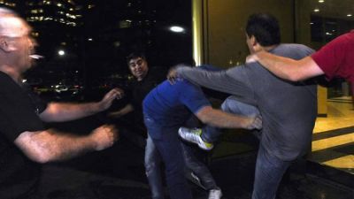 Crece la tensi�n en la pelea de taxistas con Uber: un allanamiento termin� a las pi�as