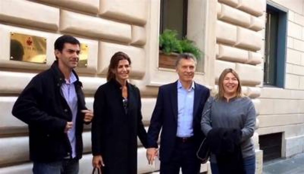 Despu�s de varias fotos juntos, ahora Urtubey se despega de Macri