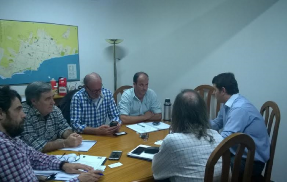 LOBER�A SE REUNI� CON EL DIRECTOR PROVINCIAL DE OBRAS