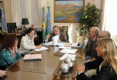 El Municipio realiz� nuevos aportes para obras en establecimientos educativos