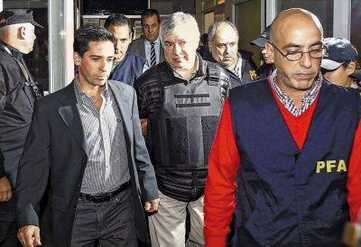 Fari�a revel� el rol de financieras locales y un banco suizo en el lavado