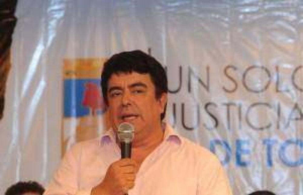 Desde el PJ bonaerense celebraron nuevas medidas de Macri, aunque las consideraron un �parche�