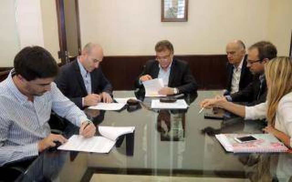 Olavarr�a: Convenio para obras en el barrio El Progreso