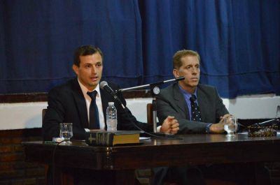 Bucca: �Es un gran desaf�o tener otro color pol�tico al de Naci�n y Provincia�