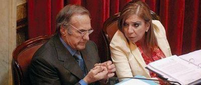 Latorre le baj� el tono a su disputa con Lole y neg� haber sido amenazada.