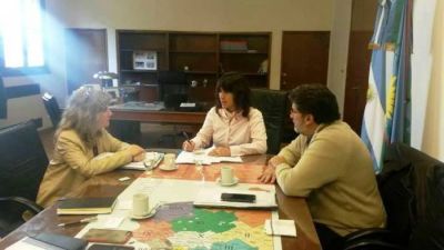 Silvestre y Lord�n se reunieron con la Ministra Zuma Ortiz
