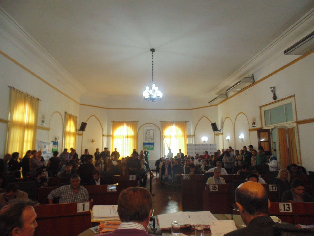 El concejo local pospuso el tratamiento del boleto gratuito