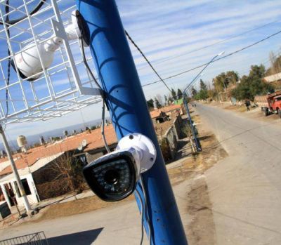 Invertir�n $4,5 millones en sem�foros y en vigilancia