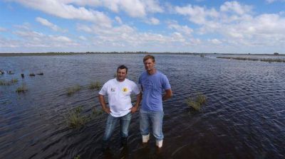 Tambos y f�bricas bajo el agua por la inundaci�n de los campos cordobeses